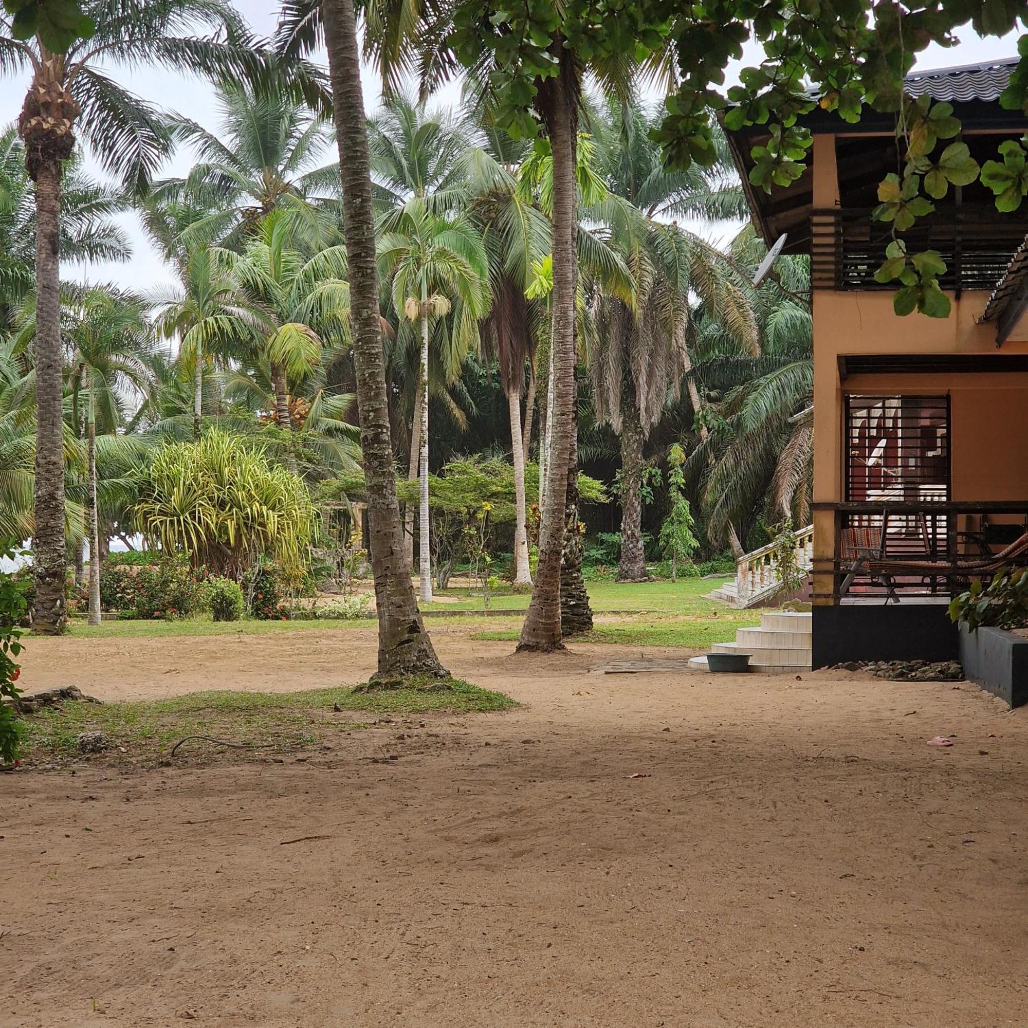 La Villa Lou, Musee Des Arts Grand Batangua Kribi Exterior photo